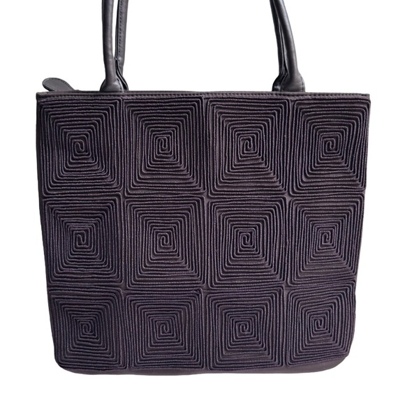 Cee Klein Beautifully Detailed Nylon Zippered Shoulder Tote NWOT - Picture 1 of 10